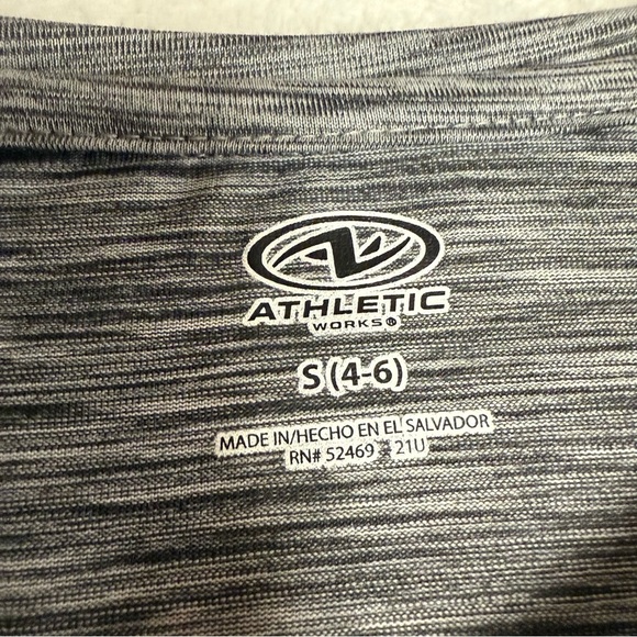 Athletic Works size small 4/6 NWT Gray Women's Top - Picture 5 of 6